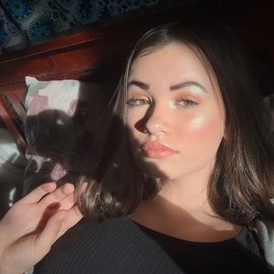 Meet your Posher, Brianna